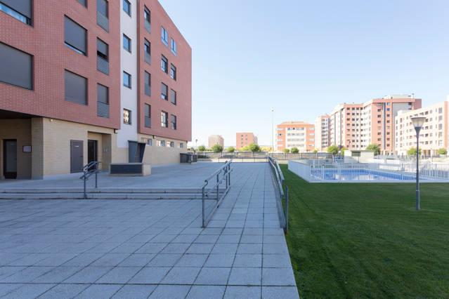 Apartamento Italia Terraza Y Vistas Montana Ideal Para Mascotas Logroño Exterior foto